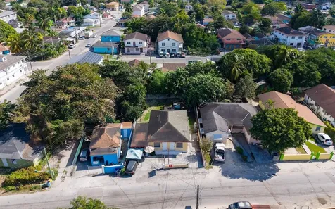 Triplex Englerston Subdivision New Providence Paradise Island BS