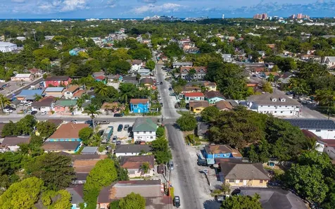 Triplex Englerston Subdivision New Providence Paradise Island BS