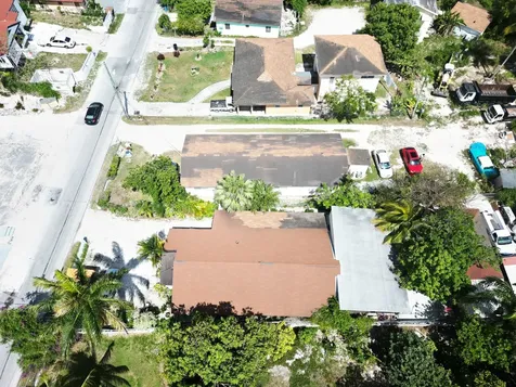 Davis Street Duplex New Providence Paradise Island BS