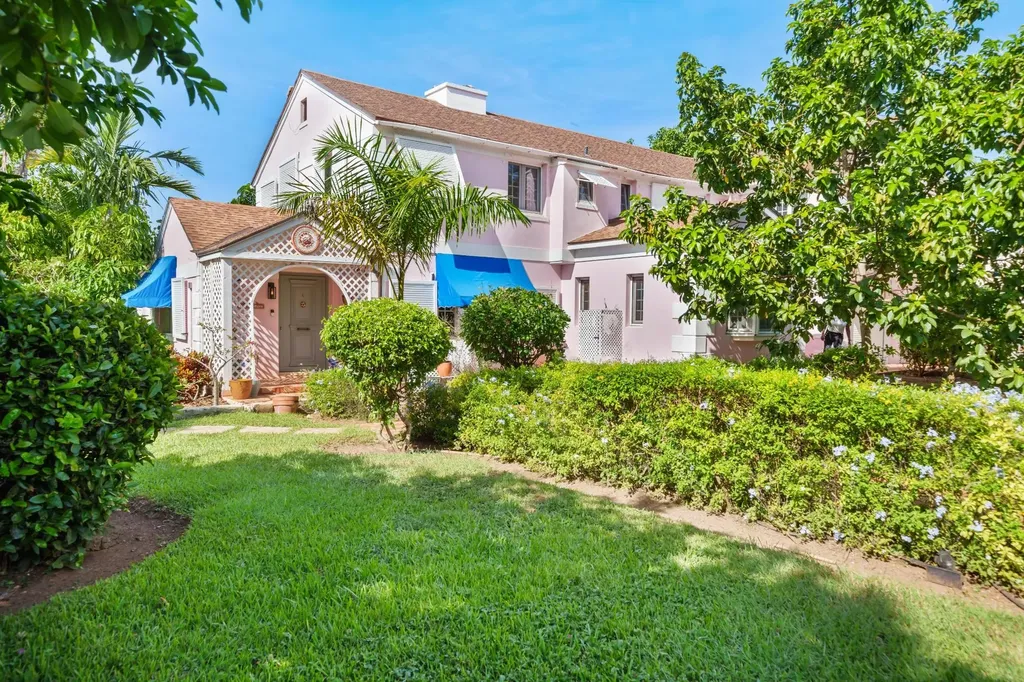 Sunset Drive New Providence Paradise Island BS