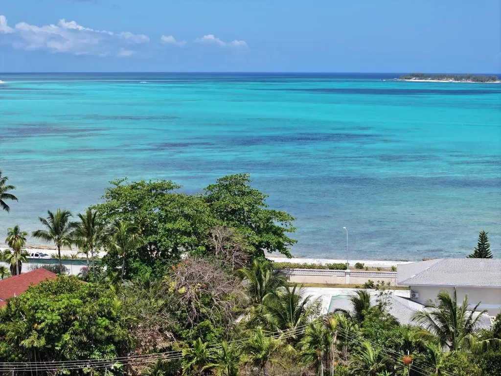 Sunset Drive New Providence Paradise Island BS