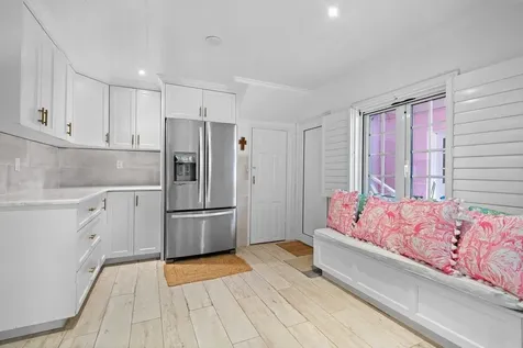 Sunset Drive New Providence Paradise Island BS