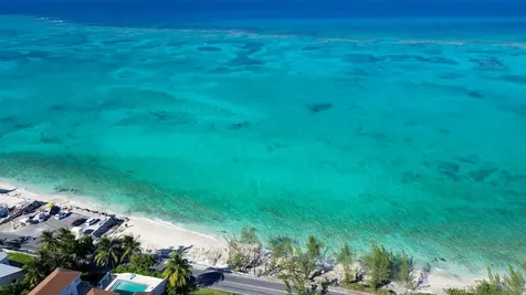 Swinwood New Providence Paradise Island BS