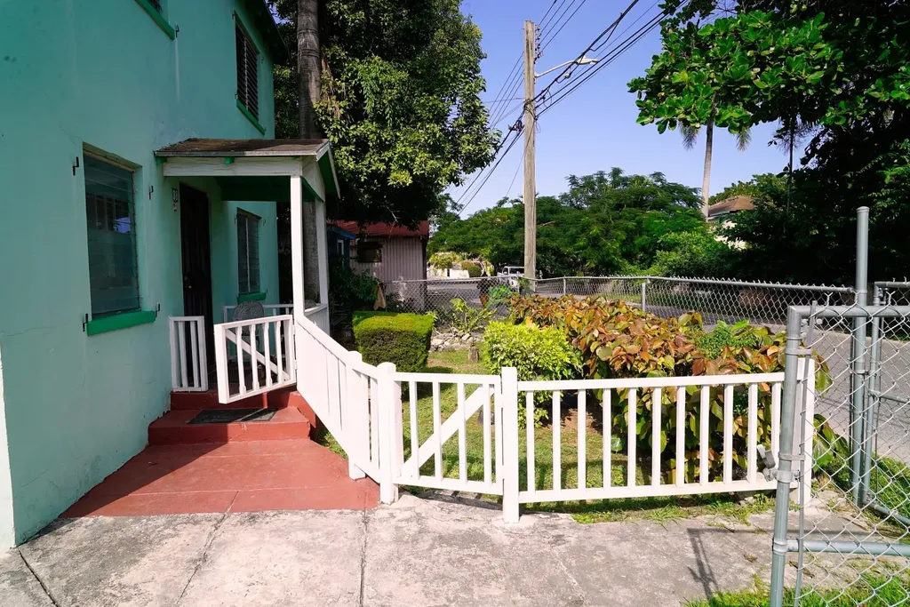 Providence Avenue New Providence Paradise Island BS