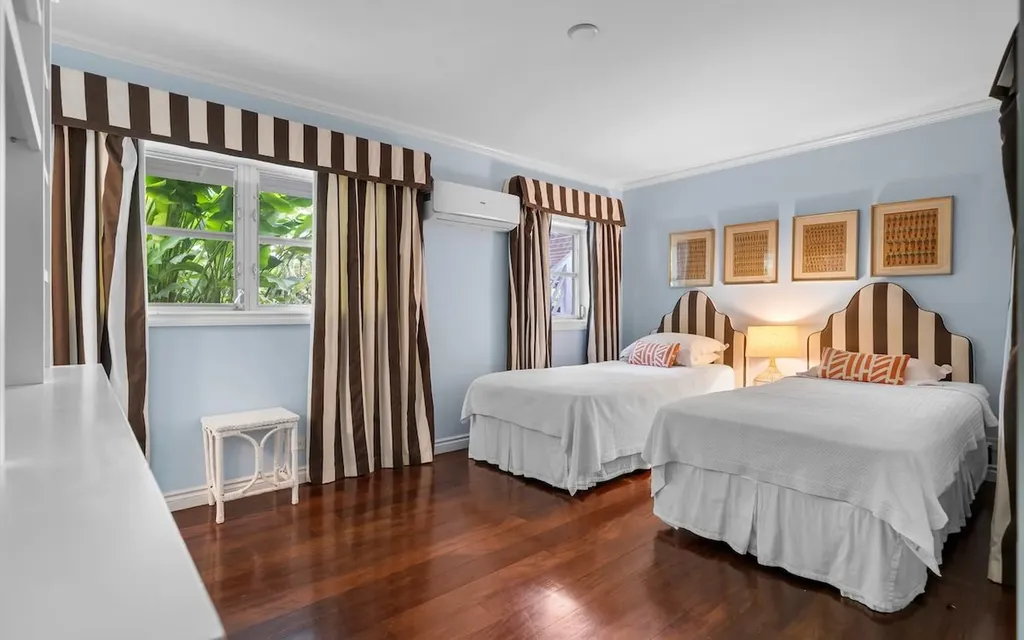 Chelsea Place Rental New Providence Paradise Island BS