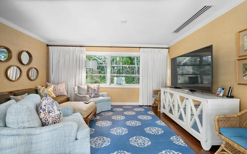 Chelsea Place Rental New Providence Paradise Island BS