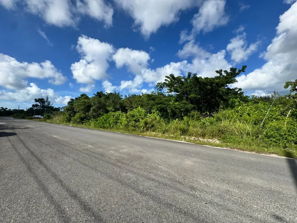 Lot #14 Granalm Estates New Providence Paradise Island BS