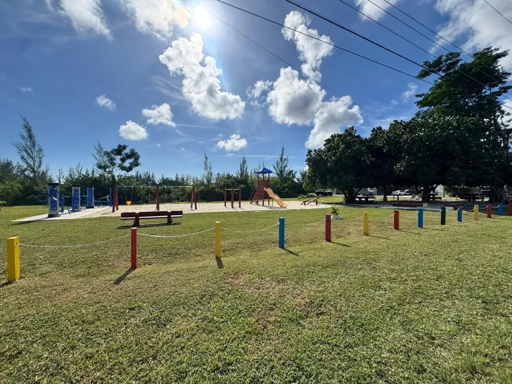 Lot #11 Granalm Estates New Providence Paradise Island BS