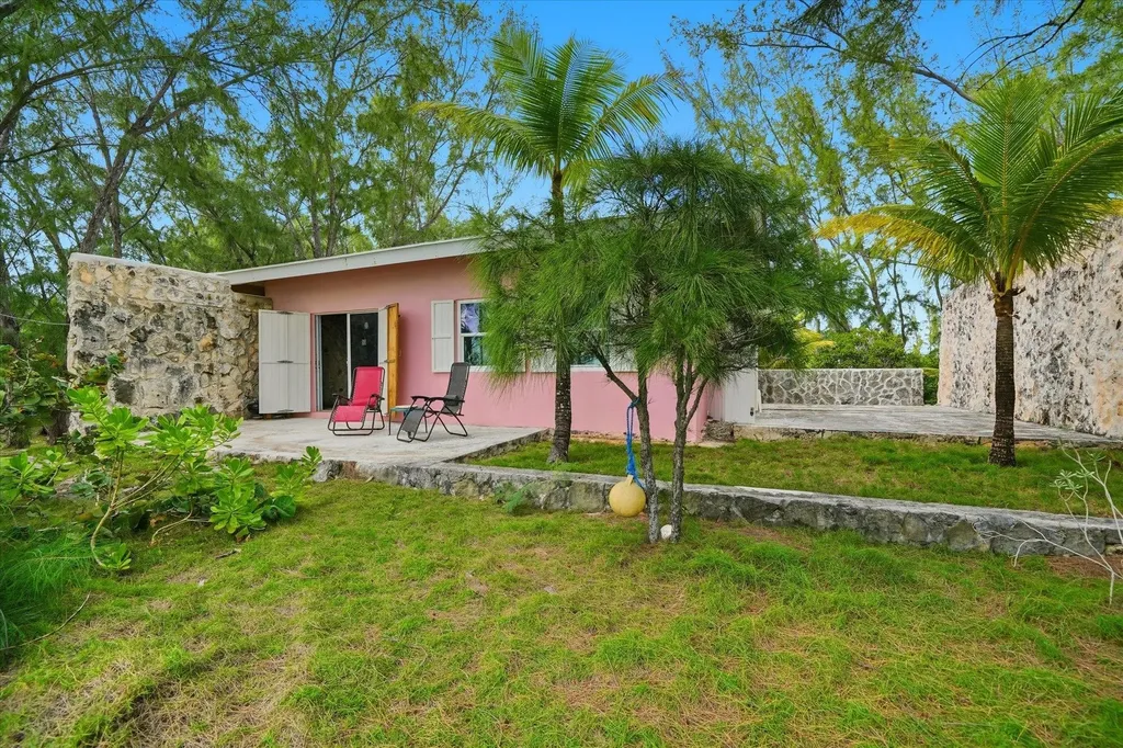 Timeless Stone Cottage Eleuthera BS
