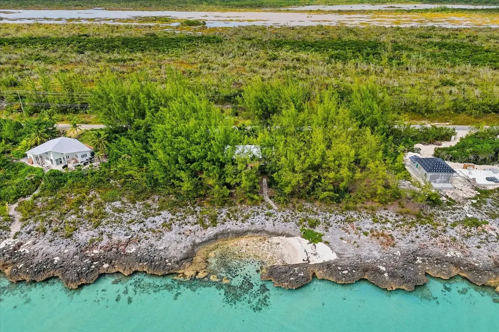 Timeless Stone Cottage Eleuthera BS