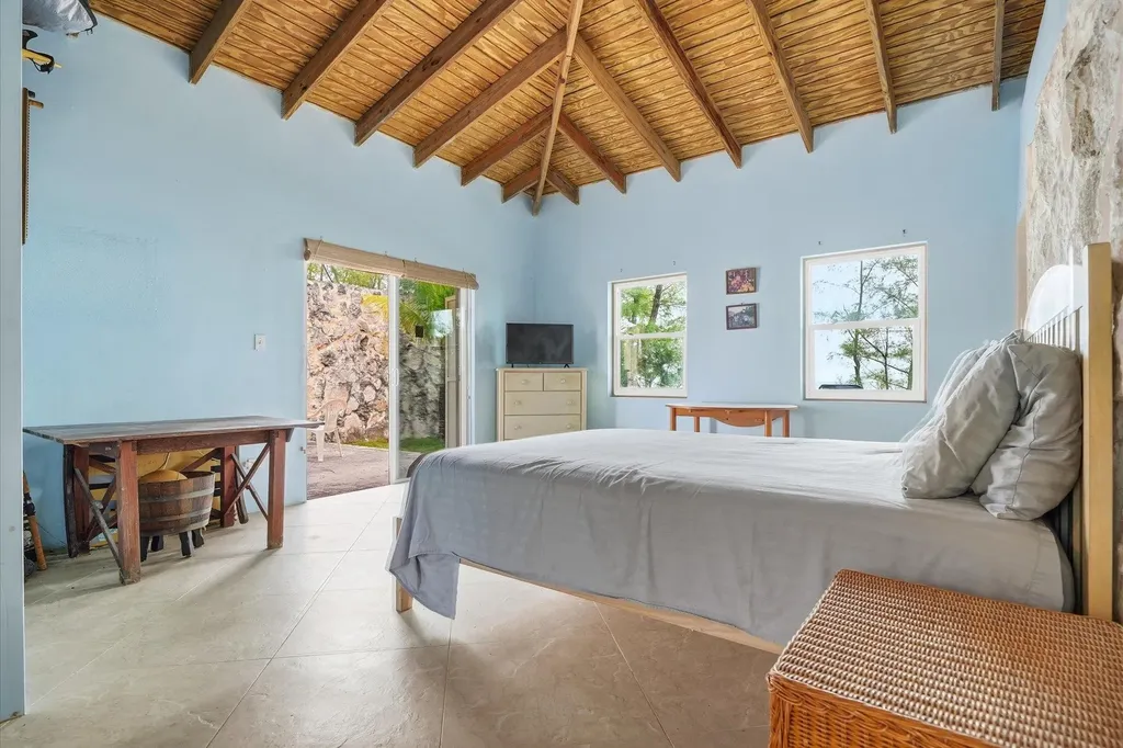 Timeless Stone Cottage Eleuthera BS