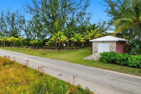 Timeless Stone Cottage Eleuthera BS
