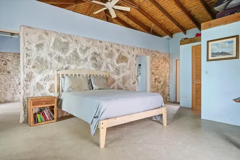 Timeless Stone Cottage Eleuthera BS