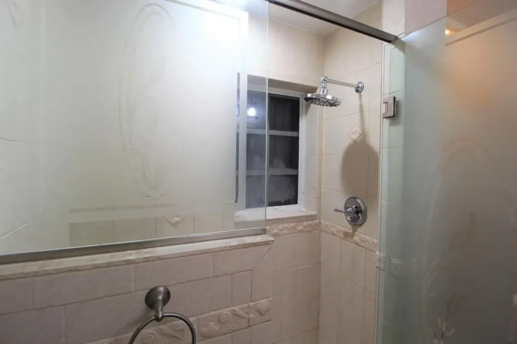 17/18 Abbey Court Grand Bahama Freeport BS