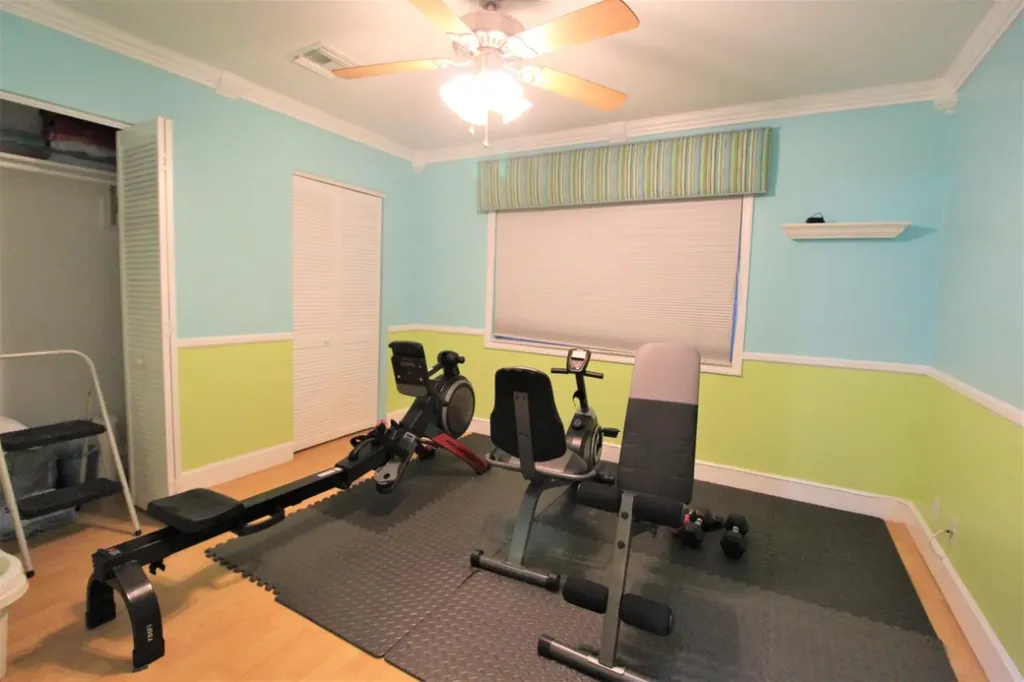 17/18 Abbey Court Grand Bahama Freeport BS