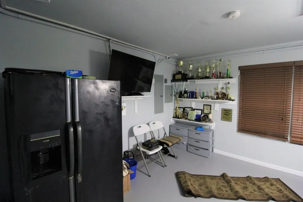 17/18 Abbey Court Grand Bahama Freeport BS