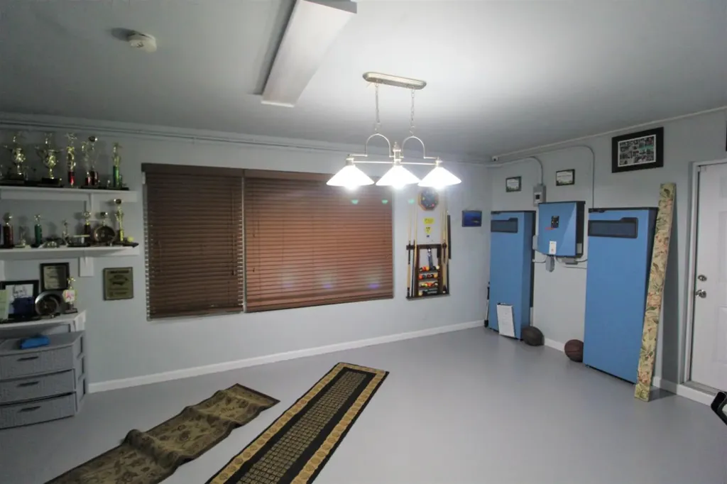 17/18 Abbey Court Grand Bahama Freeport BS