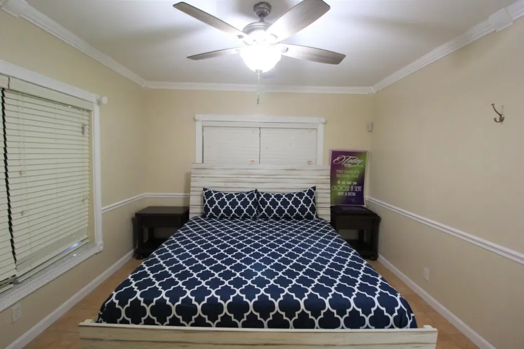 17/18 Abbey Court Grand Bahama Freeport BS