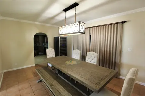 17/18 Abbey Court Grand Bahama Freeport BS