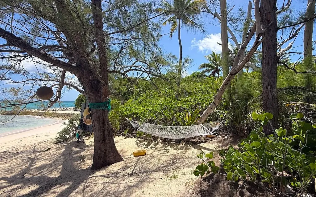 Tropical Impluse Banks Road Eleuthera BS