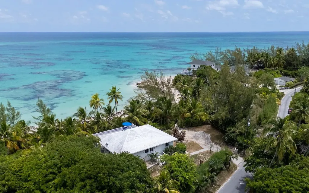 Tropical Impluse Banks Road Eleuthera BS