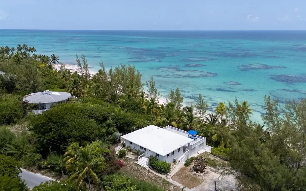 Tropical Impluse Banks Road Eleuthera BS