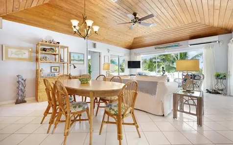 Tropical Impluse Banks Road Eleuthera BS