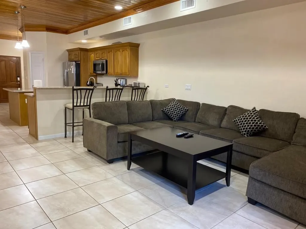 Milmar Townhouses New Providence Paradise Island BS