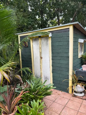 Misty Flowers Close New Providence Paradise Island BS