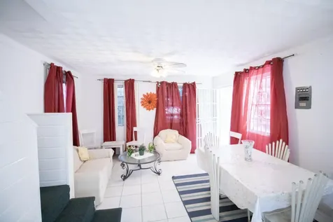 Misty Flowers Close New Providence Paradise Island BS