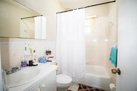 Misty Flowers Close New Providence Paradise Island BS