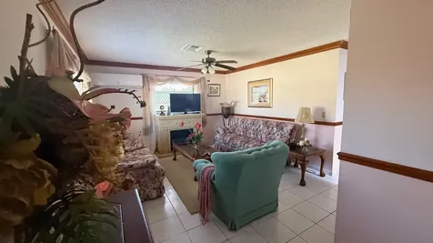 Wrexham Drive 6 Grand Bahama Freeport BS