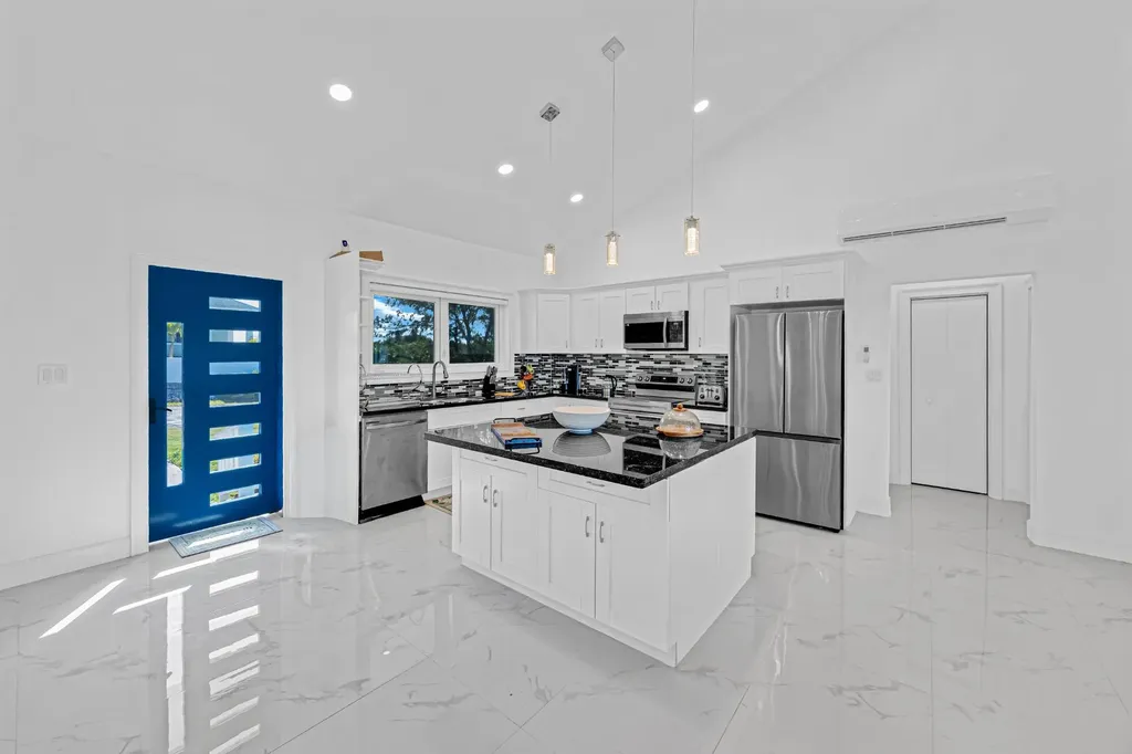 Rainbow Bay Subdivision Eleuthera BS