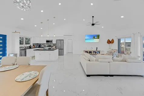 Rainbow Bay Subdivision Eleuthera BS