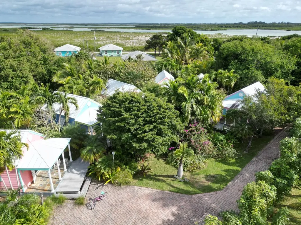 Abaco BS, 91 Cherokee Sound