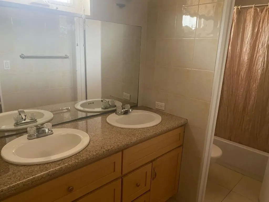 West Bay Street 19 New Providence Paradise Island BS