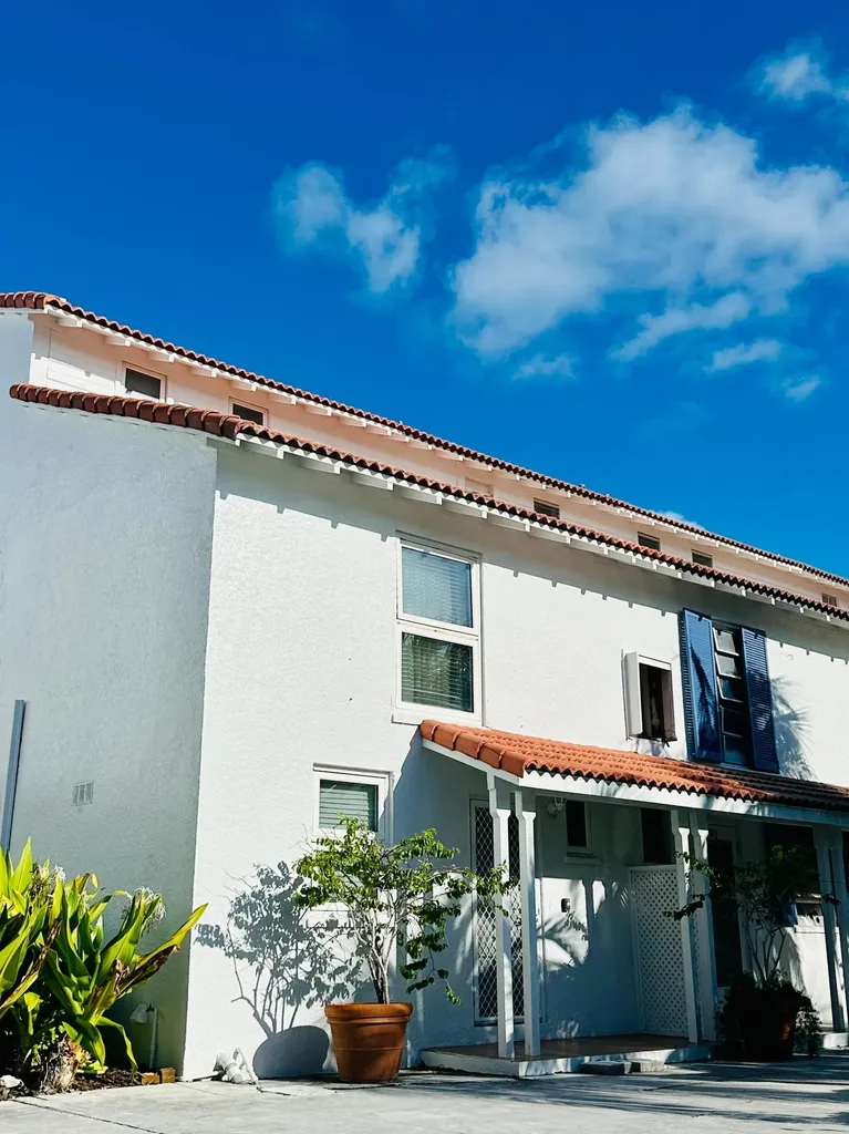 West Bay Street 19 New Providence Paradise Island BS