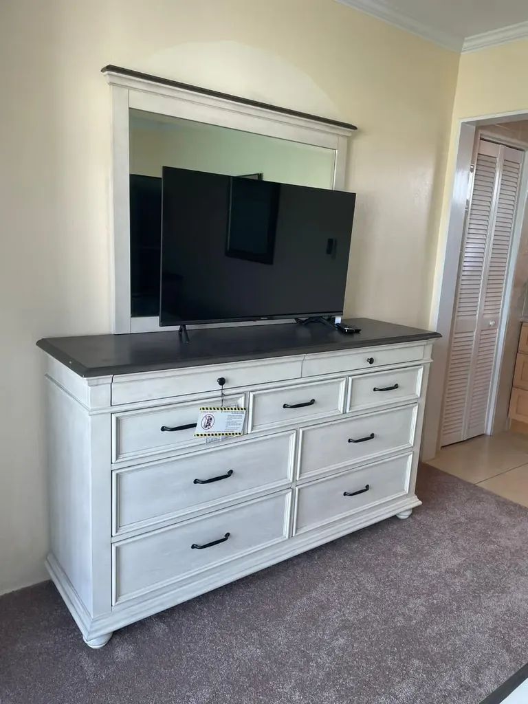 West Bay Street 19 New Providence Paradise Island BS