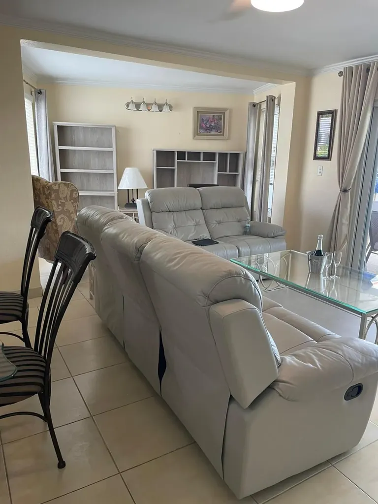 West Bay Street 19 New Providence Paradise Island BS