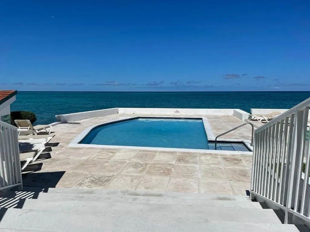 West Bay Street 19 New Providence Paradise Island BS