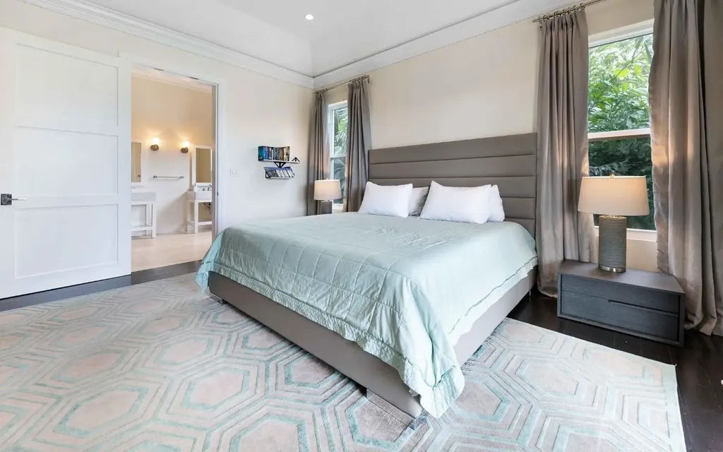 15 Bay Creek Drive New Providence Paradise Island BS