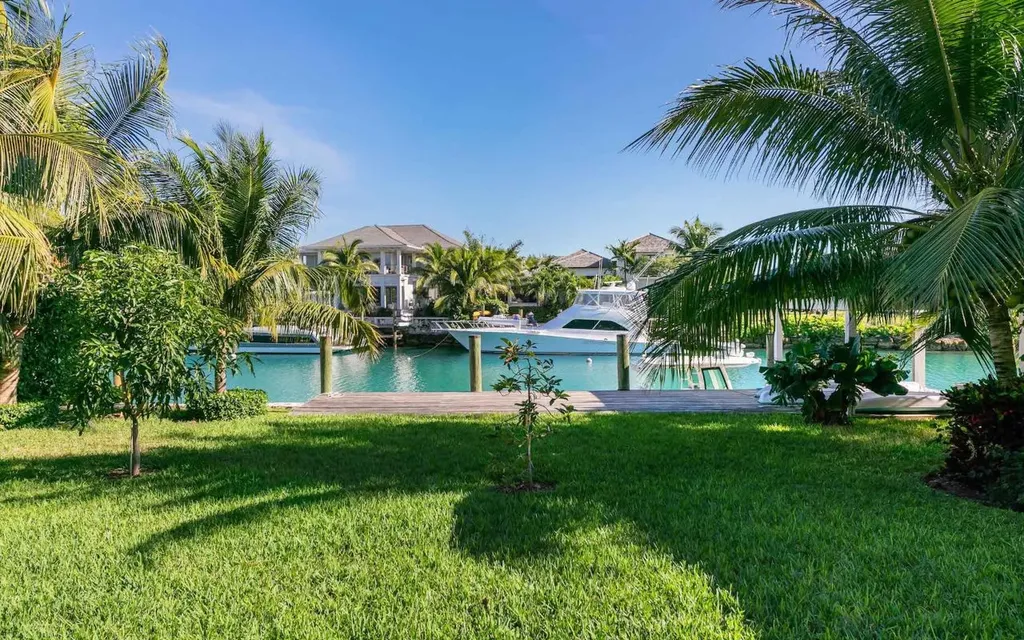 15 Bay Creek Drive New Providence Paradise Island BS