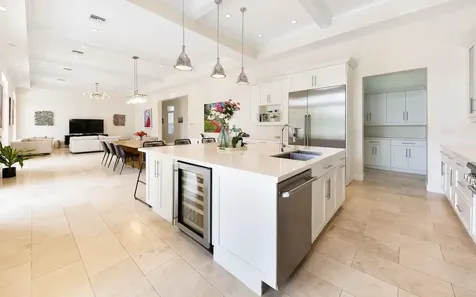 15 Bay Creek Drive New Providence Paradise Island BS