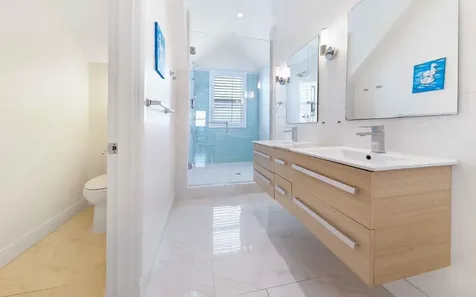 15 Bay Creek Drive New Providence Paradise Island BS