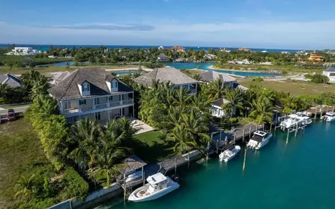 15 Bay Creek Drive New Providence Paradise Island BS