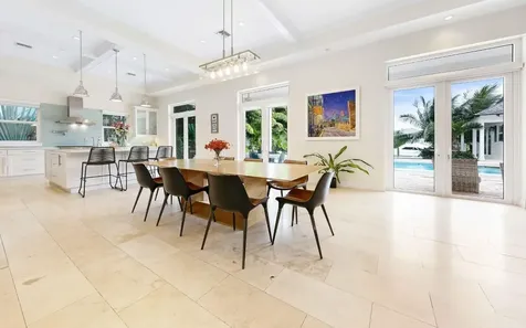 15 Bay Creek Drive New Providence Paradise Island BS