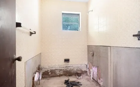 Queen's Hghway Deep Creek Eleuthera BS