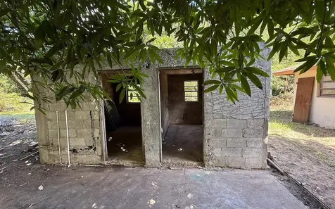 Queen's Hghway Deep Creek Eleuthera BS