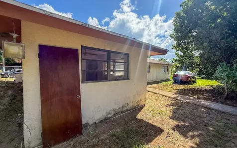 Queen's Hghway Deep Creek Eleuthera BS