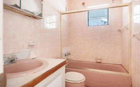 Queen's Hghway Deep Creek Eleuthera BS